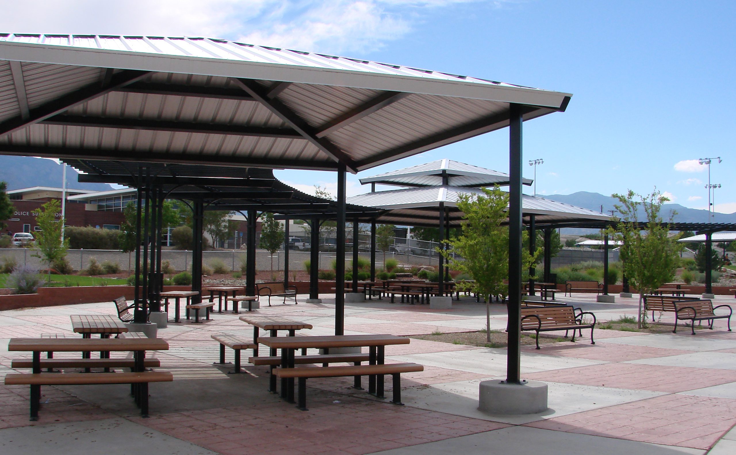 Dumor Outdoor Furniture AmTab Cafeteria